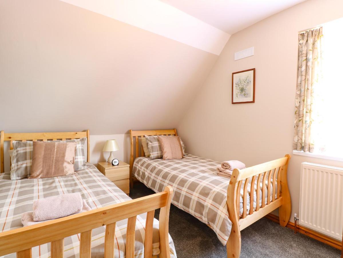 Villa Lillies Pad Thetford Exterior foto